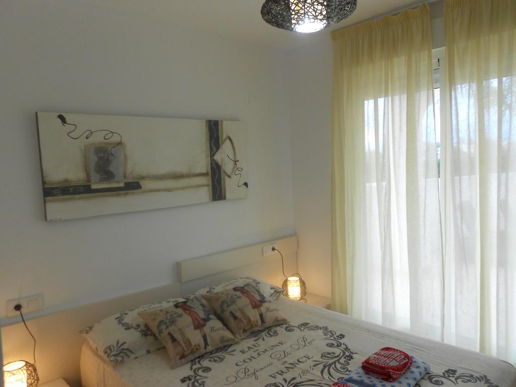 Playa Sol II Apartment Denia Bagian luar foto
